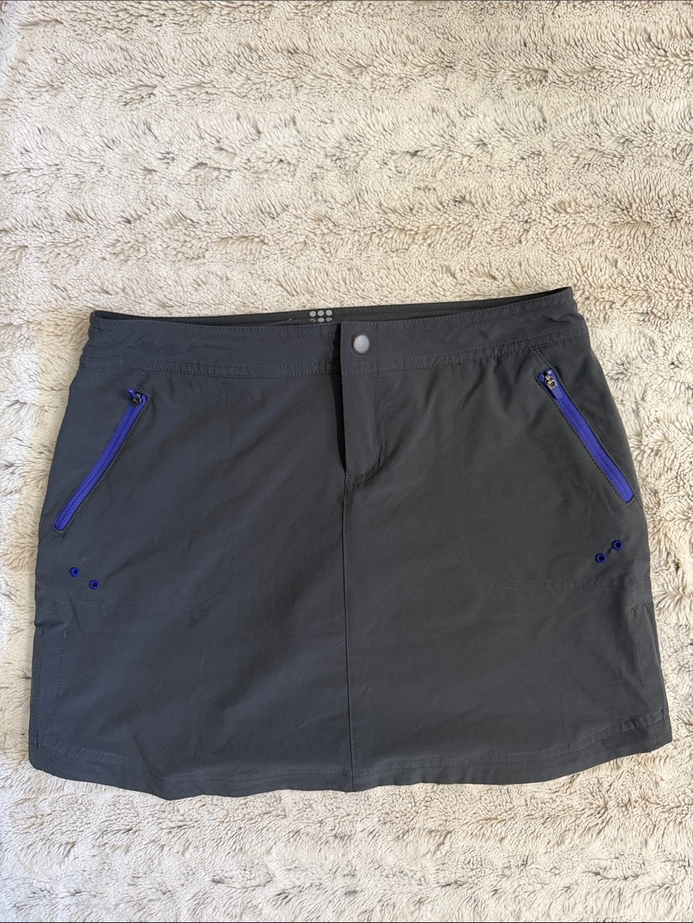Title Nine Dark Grey Skort with Zip Details size 4